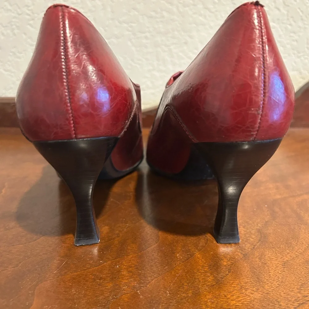 Franco Sarto Burgundy Leather Heels - Picture 3 of 6